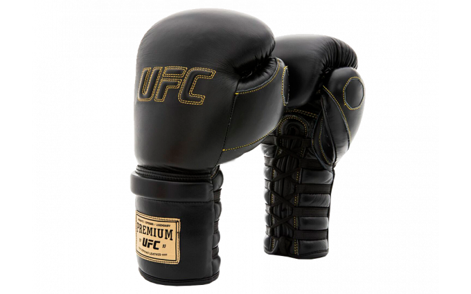 Премиальные тренировочные перчатки на шнуровке UFC (Черные 18 Oz)